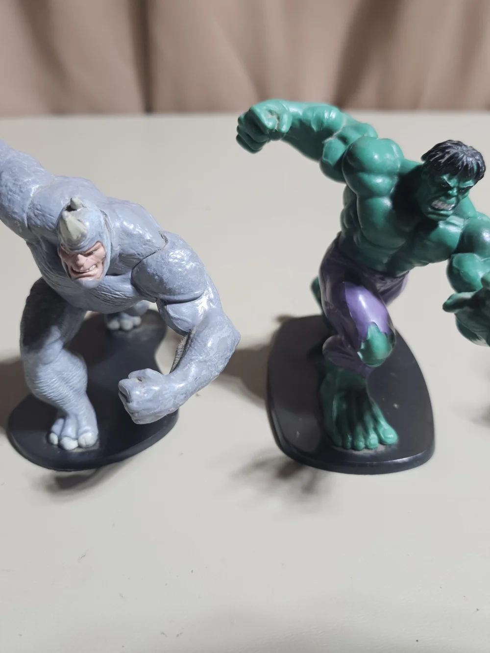 Marvel Mini Figure Bundle with Green, Silver, Gray, Black, Cream Accents